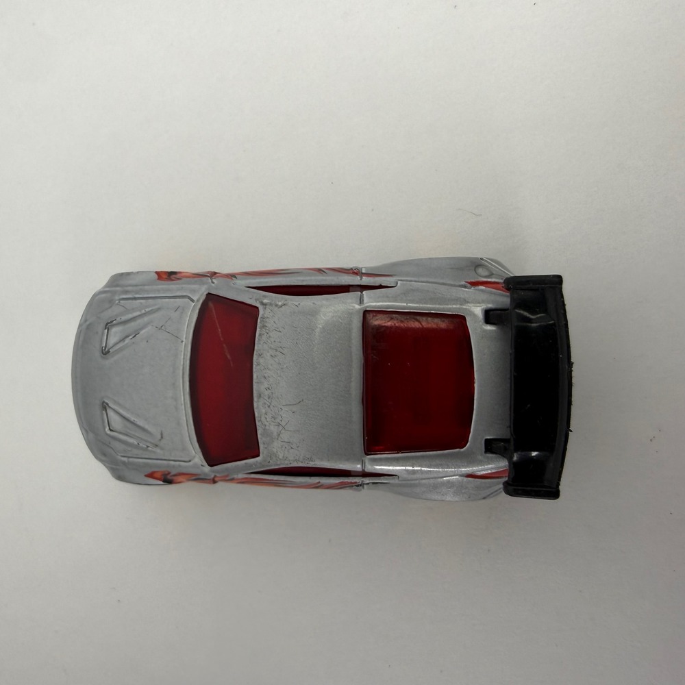 Hot Wheels Nissan 350Z Silver Flame Graphics Diecast Car 1/64 Scale 2006 E05 - Picture 5 of 6